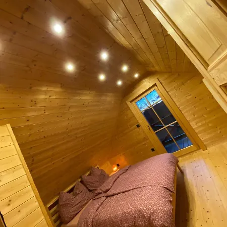 Dom wakacyjny Loghouse Brunka - Escape From Life On A Highway Gornja Radgona