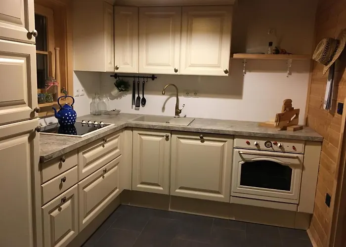 Loghouse Brunka - Escape From Life On A Highway